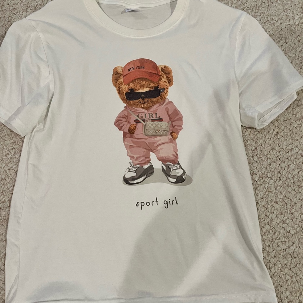 Brand new sport girl tee sz medium!
